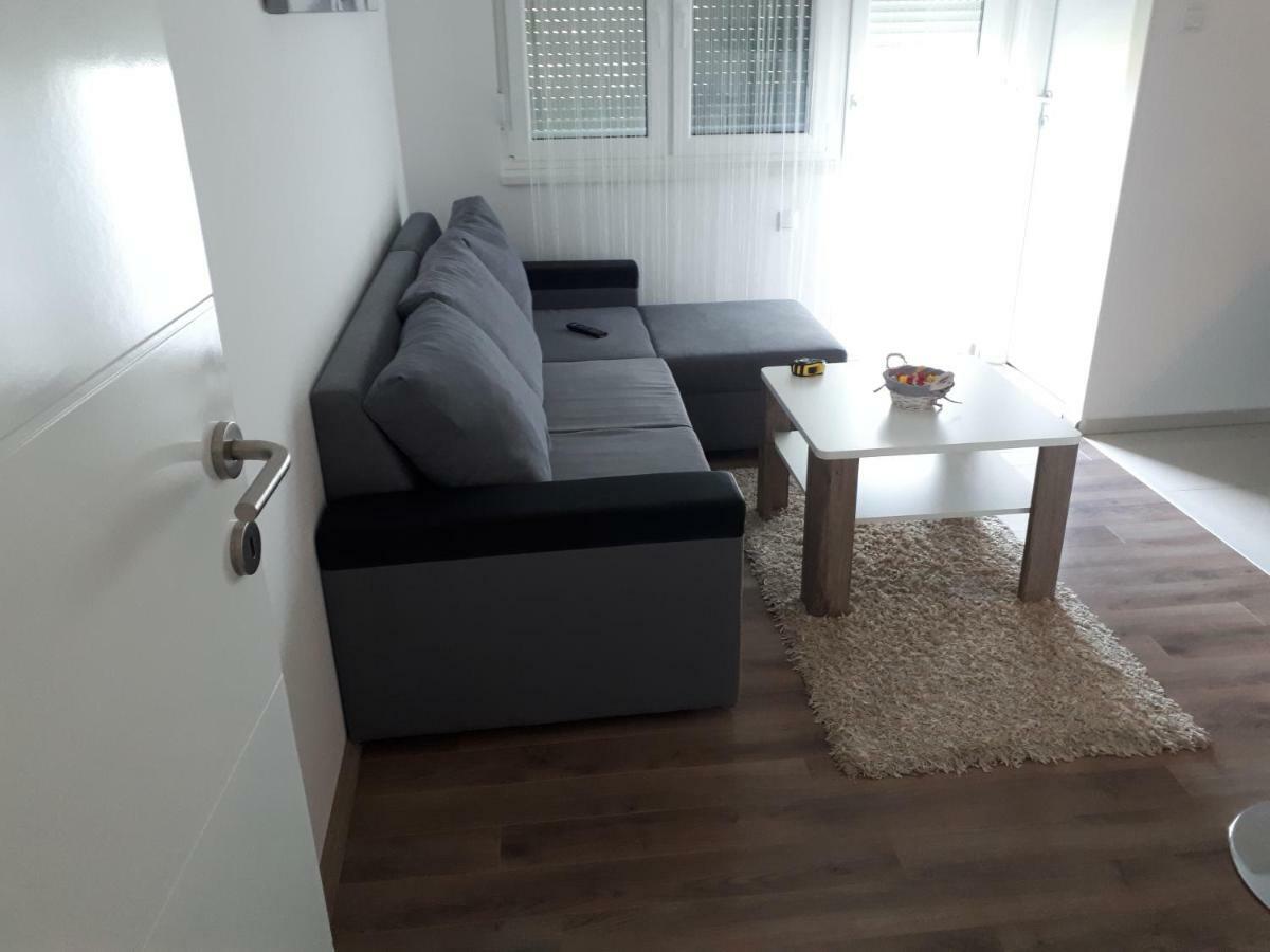 Apartman Skribulja Zupanja Eksteriør billede